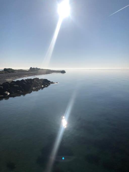 Villa Skont Fiskerhus. Taet Pa By, Havn Og Havet Marstal Exterior foto